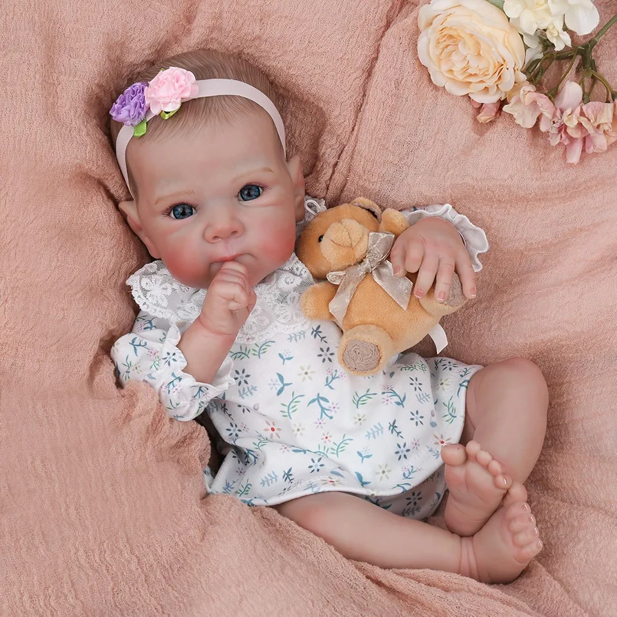 WOOROY Reborn Baby Dolls Girl - 18 Inch Lifelike Handmade Realistic Newborn Baby Doll Real Life Soft Body with Gift for Kids Age 3+