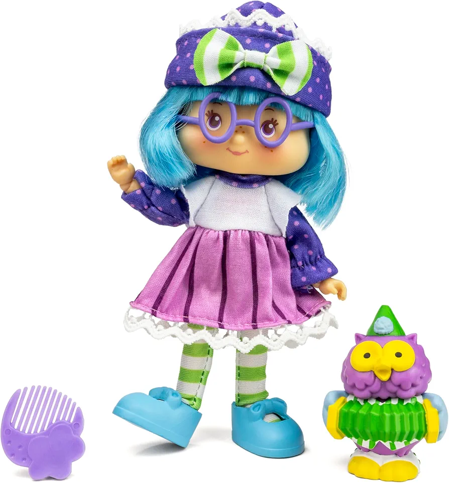 Strawberry Shortcake 'Limited Edition' Plum Pudding 5.5-inch Poseable Fashion Doll with 4 Surprise Reveal Accessories - SDCC 2024